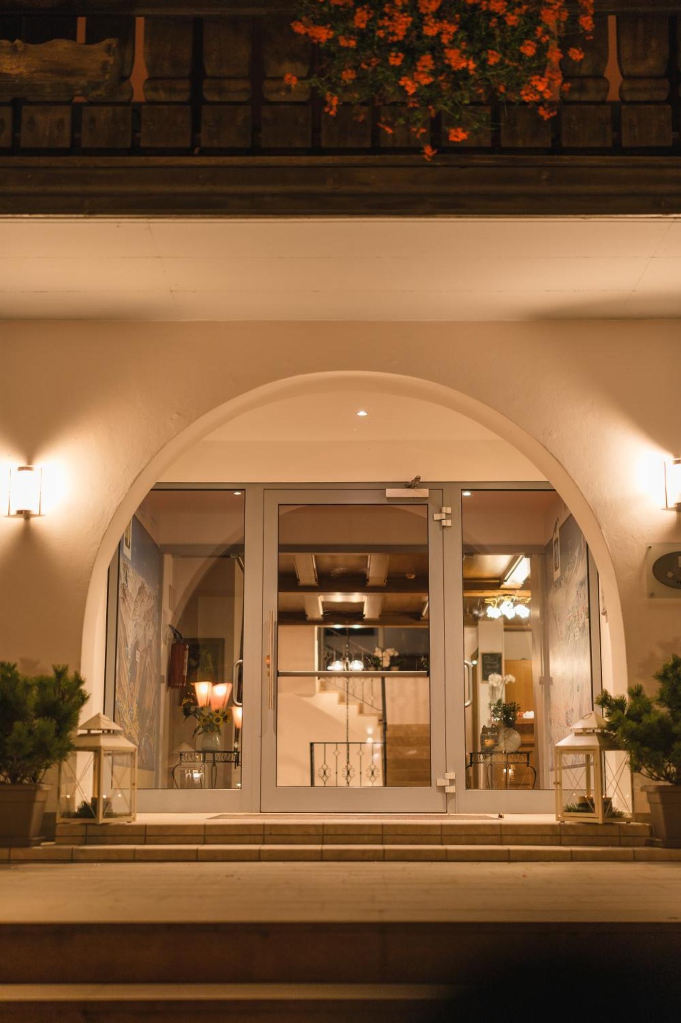 Madonna  Smart Hotel Firn מראה חיצוני תמונה
